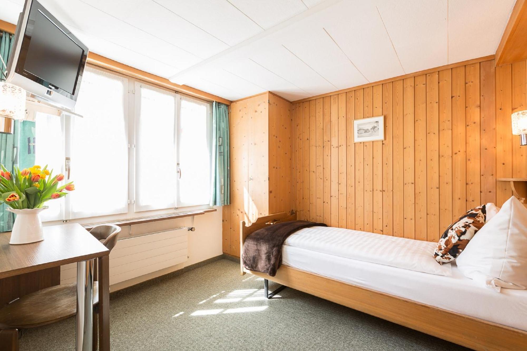 Hotel Oberland Lauterbrunnen Rom bilde