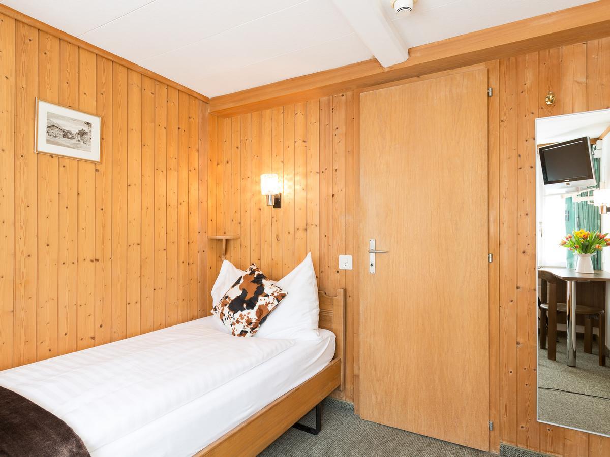 Hotel Oberland Lauterbrunnen Rom bilde
